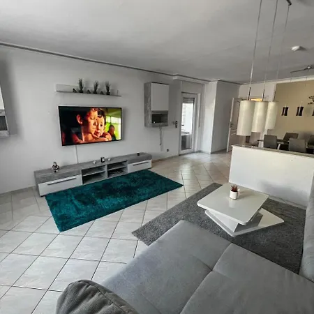 Exklusive Grosszuegige Lägenhet Winningen